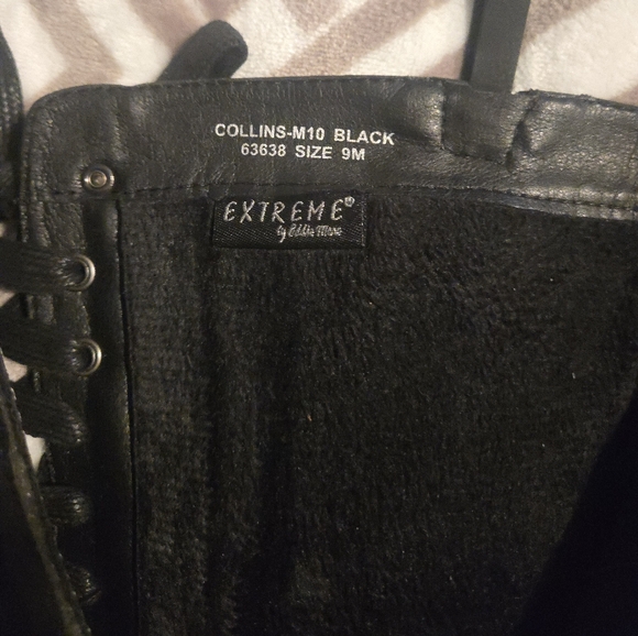 Black Combat Moto Boots with Classic Design - Picture 3 of 6